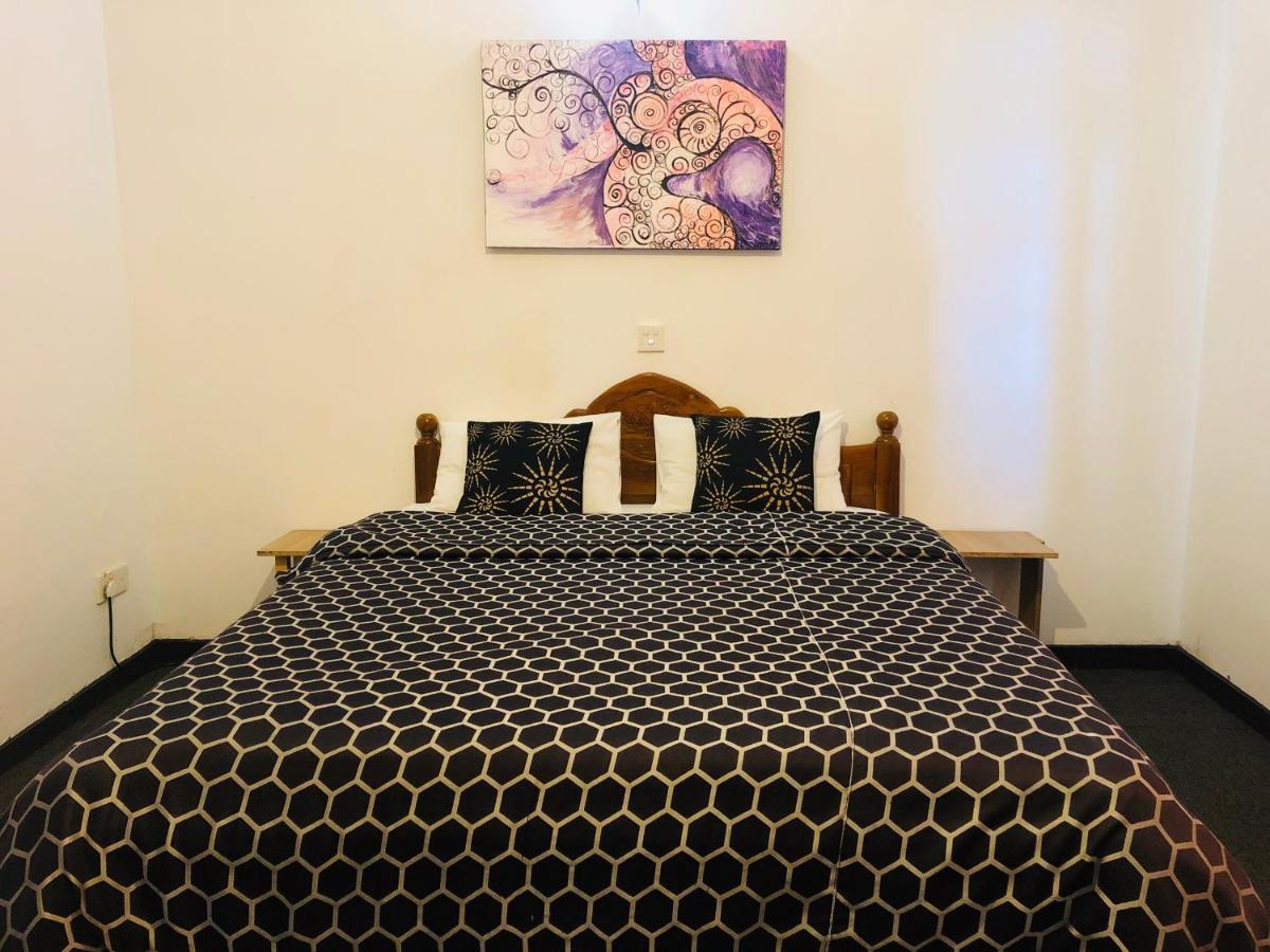 New Royal Mount Hotel Nuwara Eliya Ngoại thất bức ảnh